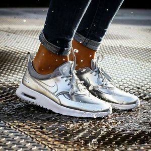 Best 25+ Deals for Nike Air Max Thea Silver | Poshmark